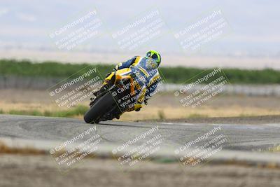 media/May-03-2025-CRA (Sat) [[22b18d099a]]/Races/Race 2/